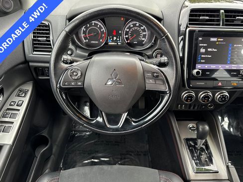 Used 2022 Mitsubishi Outlander Sport SE image 14