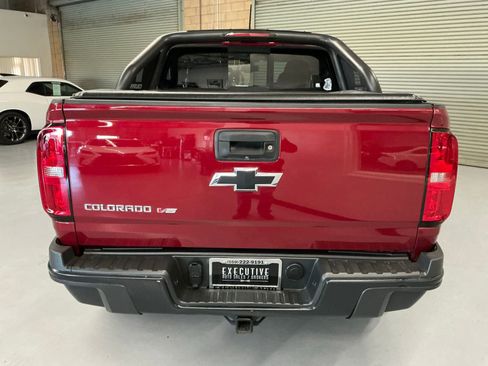 Used 2019 Chevrolet Colorado ZR2 image 9