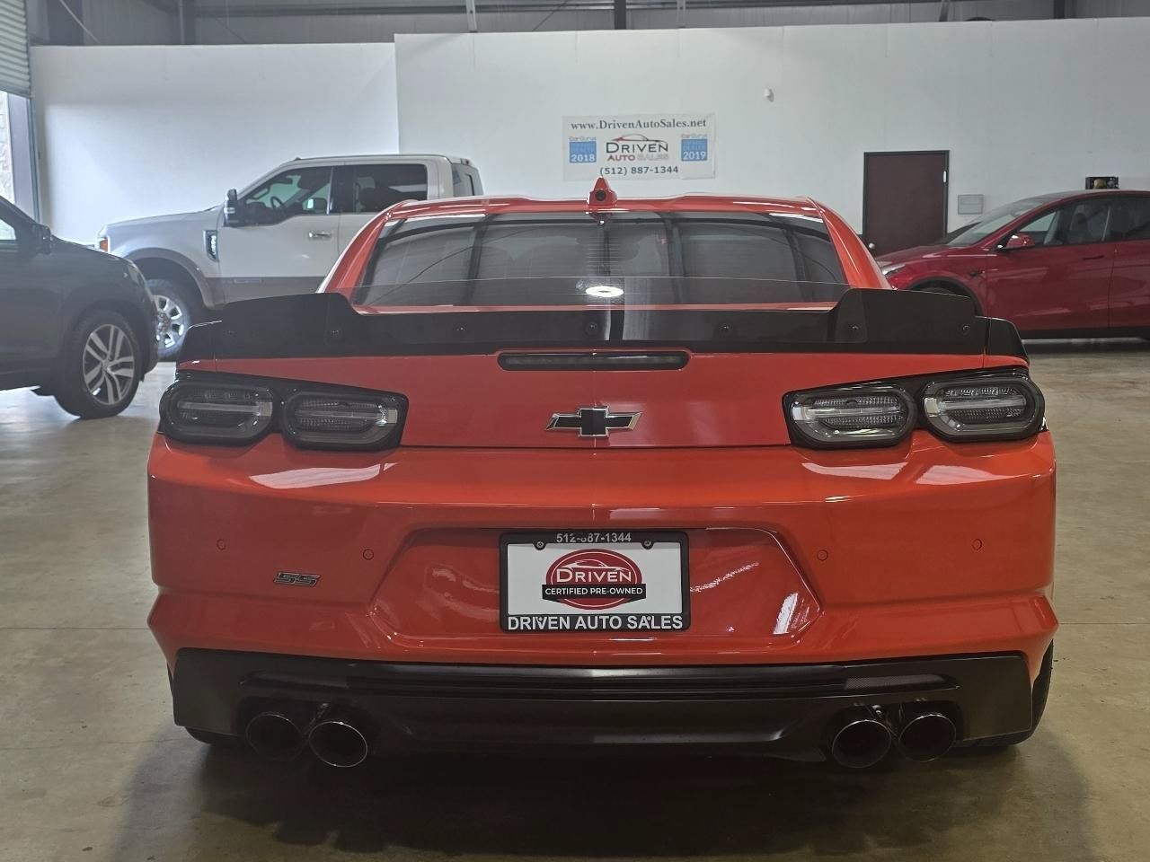 Used 2021 Chevrolet Camaro SS RWD image 5