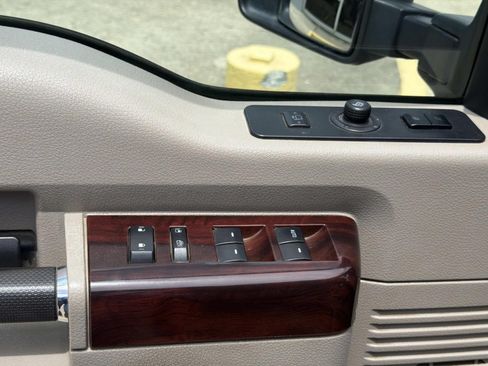 Used 2010 Ford F250 Lariat AWD/4WD image 27