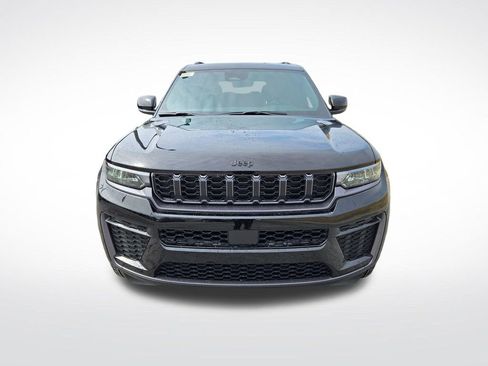 New 2026 Jeep Grand Cherokee L 4WD image 8