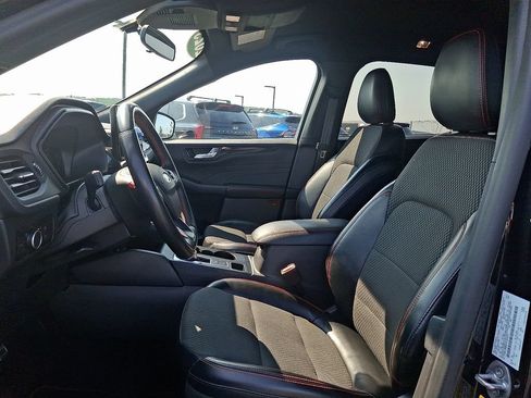 Used 2023 Ford Escape ST-Line w/ Tech Pack #1 AWD/4WD image 14