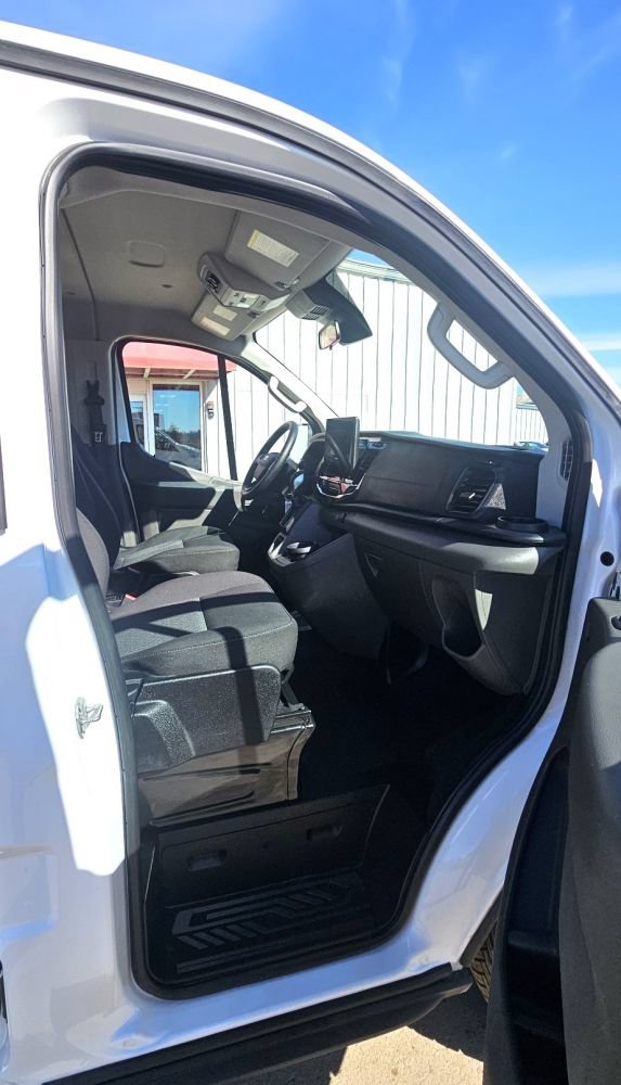 Used 2023 Ford Transit 350 XLT RWD image 17