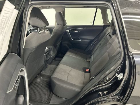 Used 2019 Toyota RAV4 XLE w/ Convenience Package AWD/4WD image 20