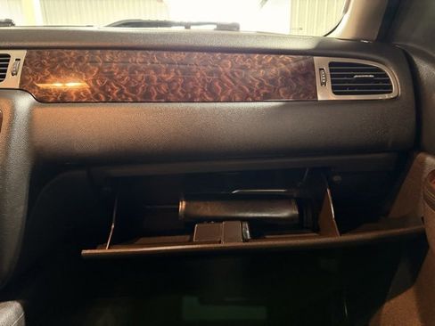 Used 2010 GMC Sierra 1500 Denali image 25