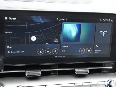 Certified 2024 Hyundai Kona SEL image 23