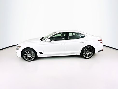 Used 2025 Genesis G70 2.5T RWD image 4
