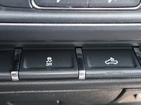 Used 2018 GMC Sierra 1500 2WD Double Cab image 42