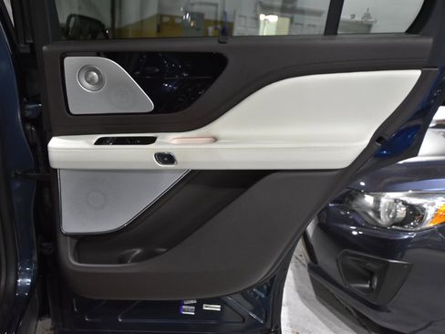 Used 2022 Lincoln Aviator Black Label image 51