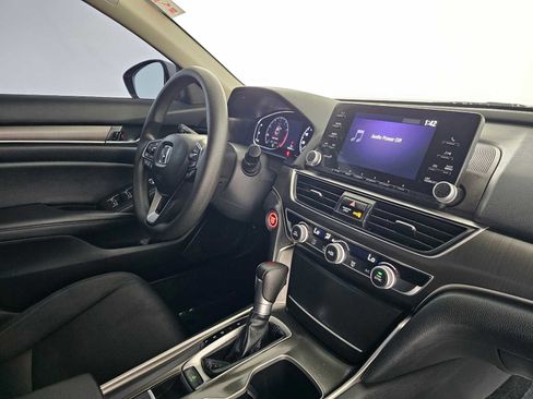 Used 2020 Honda Accord LX image 11