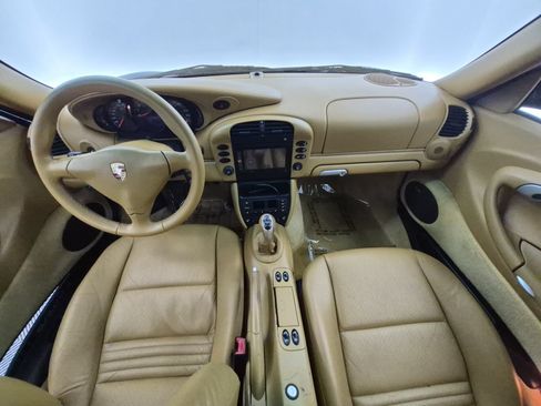 Used 2004 Porsche 911 Carrera RWD image 18