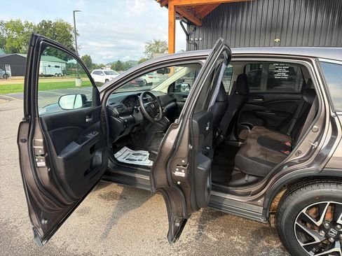 Used 2016 Honda CR-V SE image 7