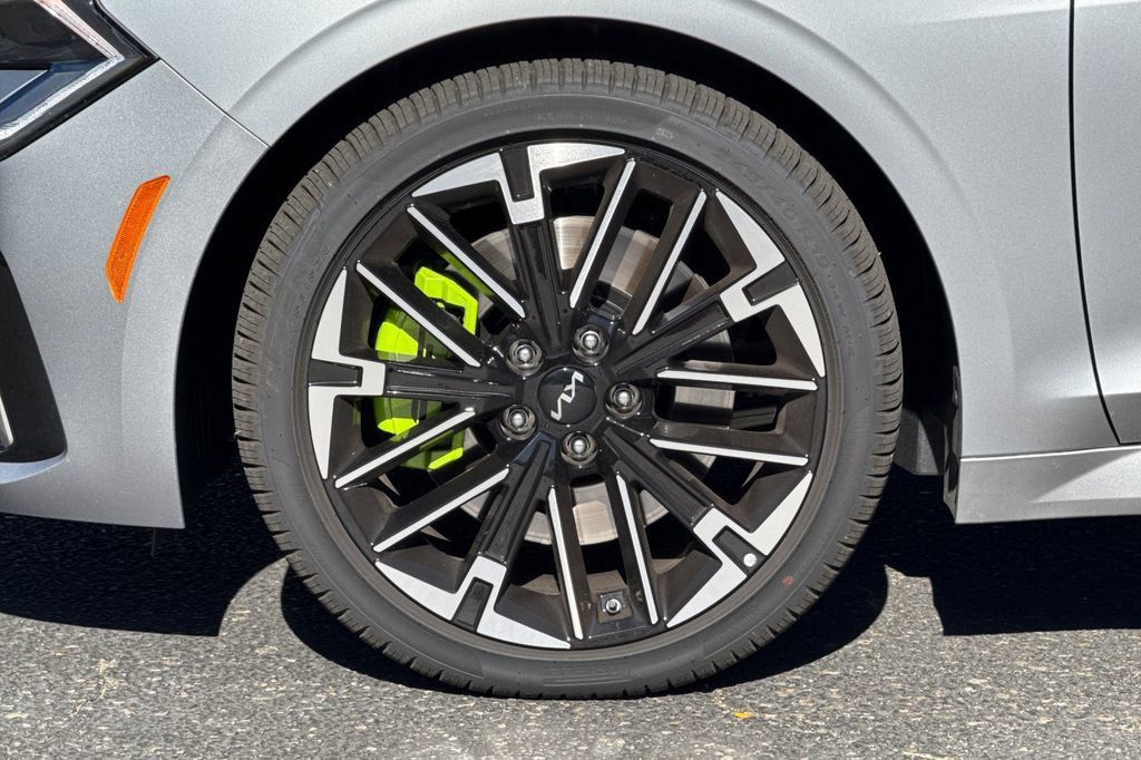 New 2026 Kia K5 GT FWD image 28