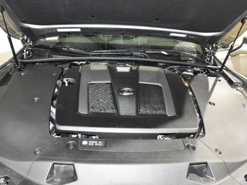 Used 2022 Lexus LS 500 AWD w/ Interior Upgrade Package image 34