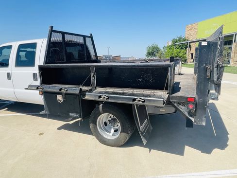 Used 2012 Ford F350 XL w/ PWR Equipment Group image 6