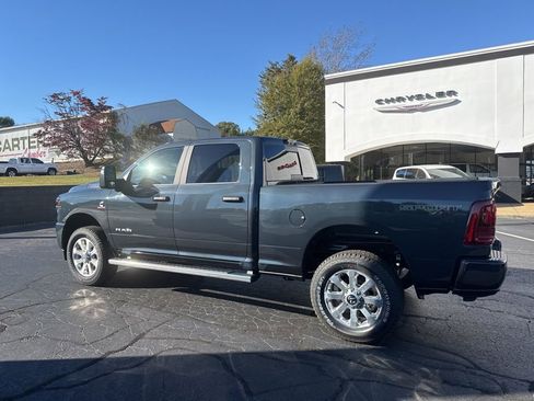 New 2026 RAM 2500 Big Horn AWD/4WD image 10