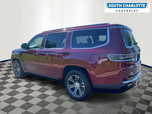 Used 2023 Jeep Grand Wagoneer 4WD w/ Flexible Seating Group image 6