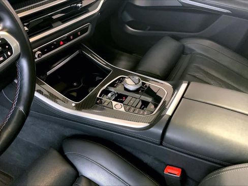 Used 2024 BMW X5 M60i image 17