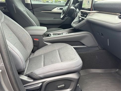 New 2025 Ford Explorer Active image 13