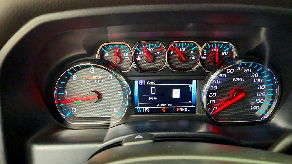 Used 2018 Chevrolet Silverado 1500 LT w/ All Star Edition AWD/4WD image 14