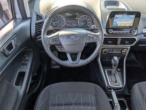 Used 2018 Ford EcoSport SE image 10