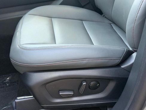 New 2026 Ford Explorer Active image 24