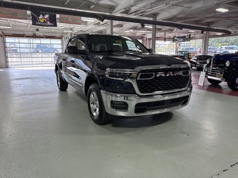 New 2025 RAM 1500 Big Horn image 7