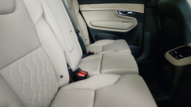 New 2026 Volvo XC90 T8 Plus w/ Protection Package Premier AWD/4WD image 34