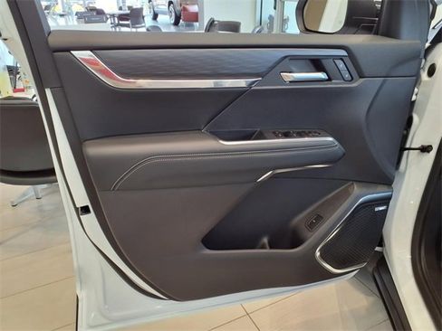 New 2026 GMC Acadia Elevation image 15