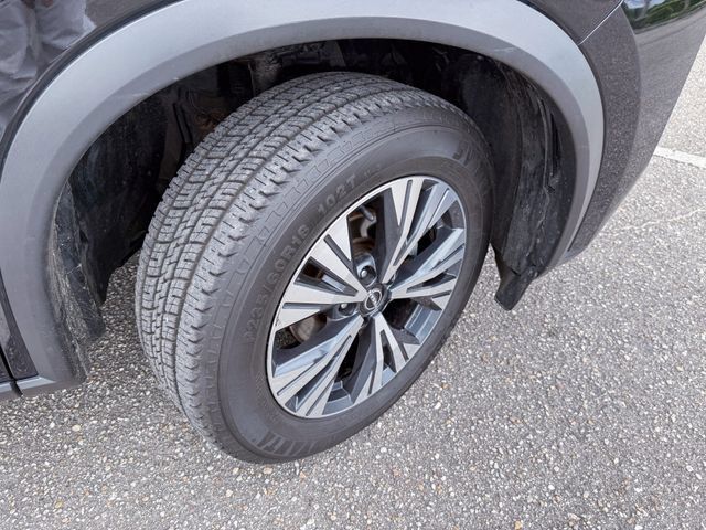 Used 2023 Nissan Rogue SV AWD/4WD image 10