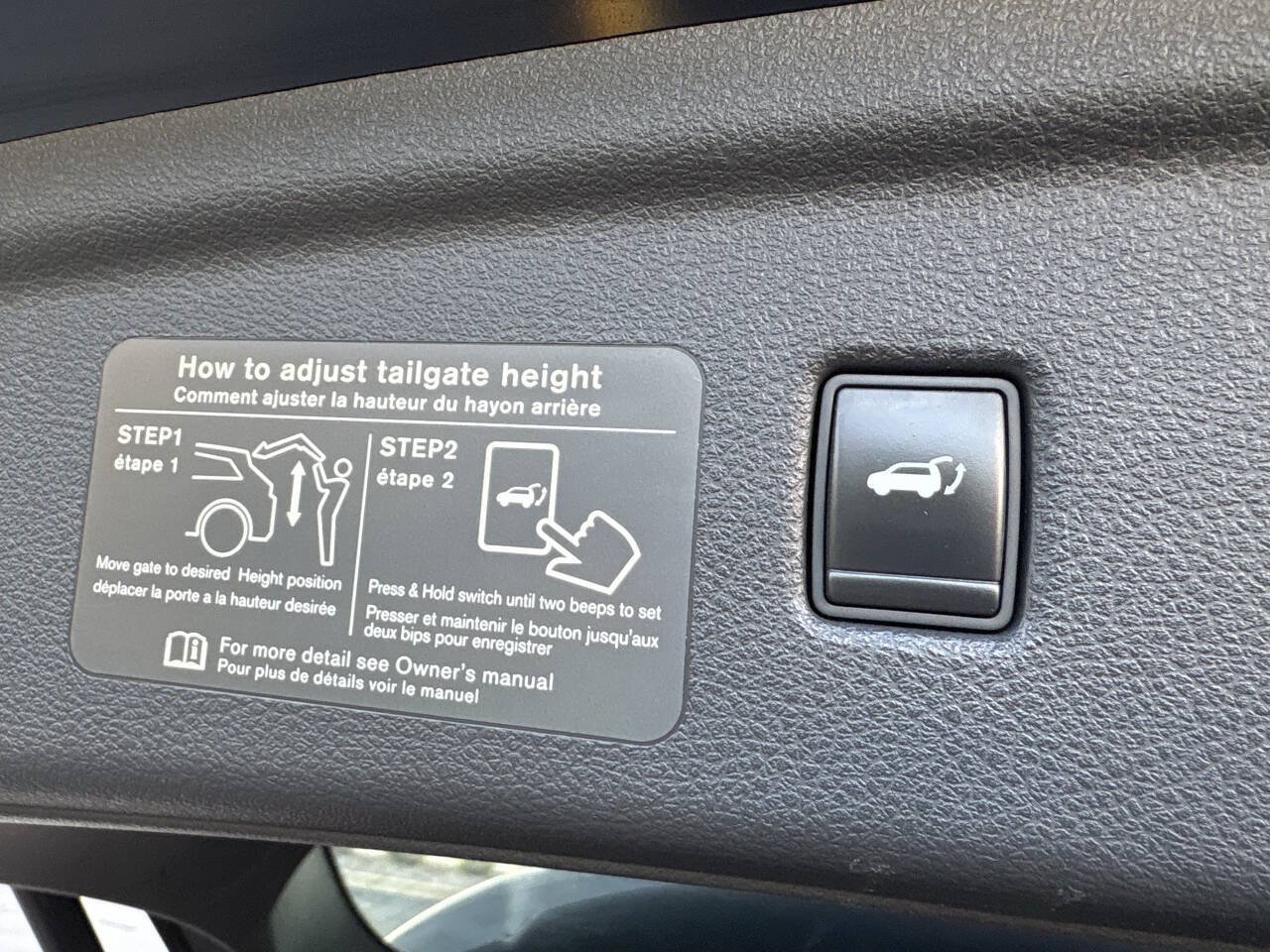 Used 2019 INFINITI QX50 Essential w/ Premium Heat Package AWD/4WD image 23
