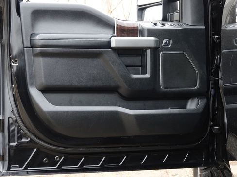 Used 2017 Ford F250 Platinum w/ Platinum Ultimate Package image 34