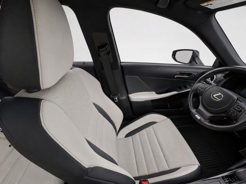 Used 2022 Lexus IS 350 F Sport w/ Navigation Package RWD image 21