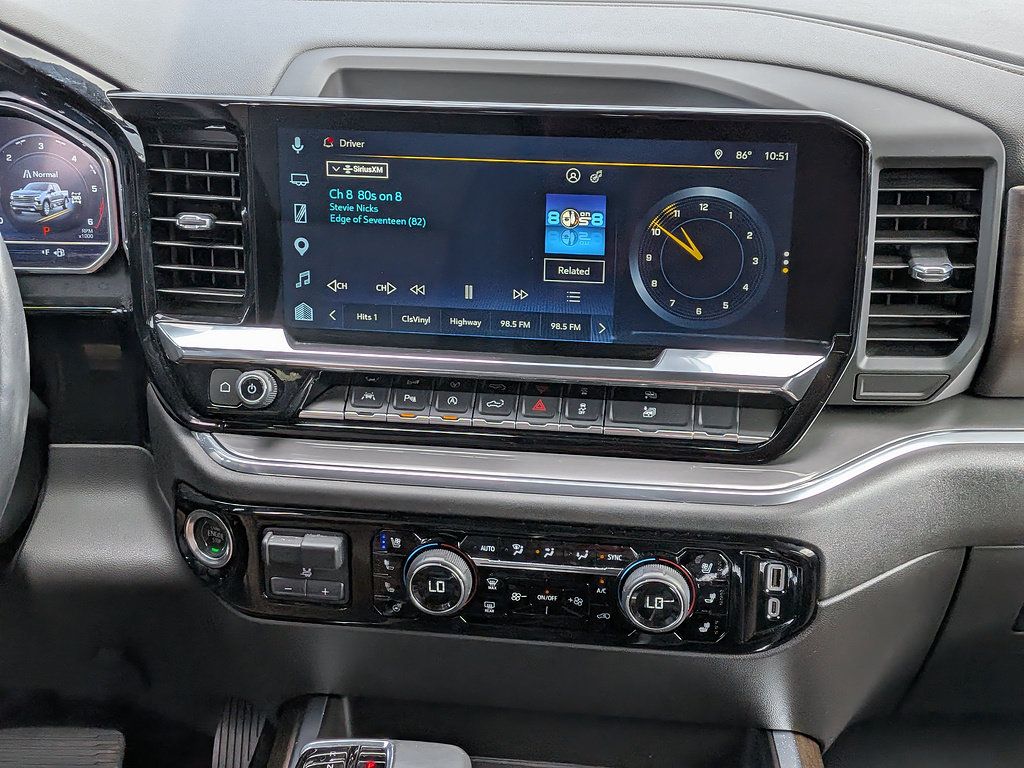 Certified 2025 Chevrolet Silverado 1500 High Country AWD/4WD image 17