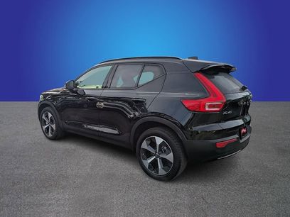 Used 2023 Volvo XC40 B5 Plus w/ Protection Package Premier