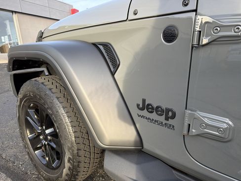 Certified 2021 Jeep Wrangler Unlimited Sport image 33