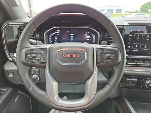 Used 2024 GMC Sierra 1500 SLT w/ SLT Premium Plus Package AWD/4WD image 11