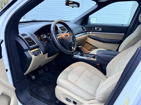 Used 2016 Ford Explorer 4WD image 13