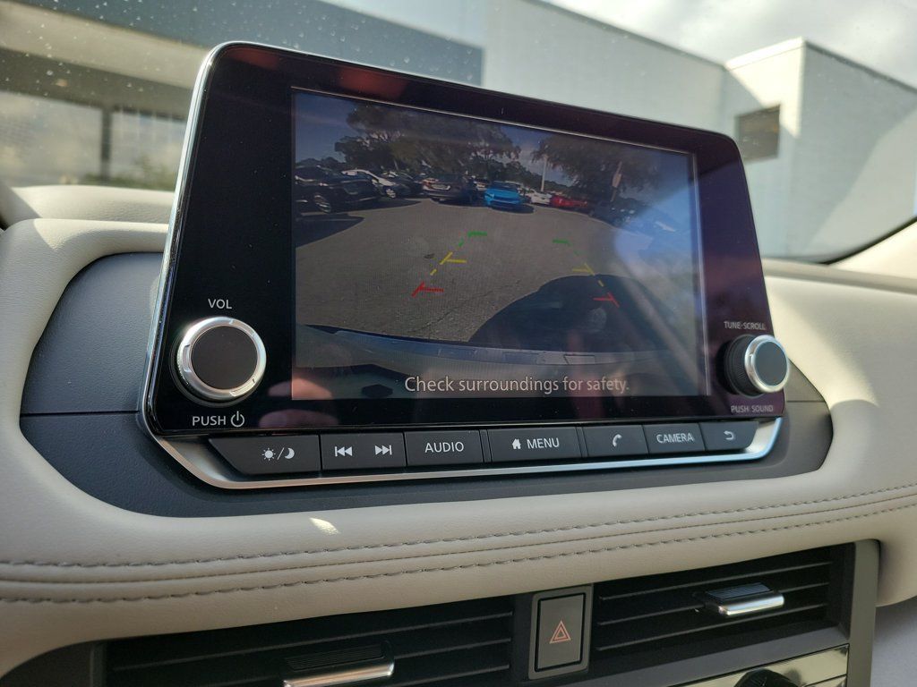 Used 2023 Nissan Rogue SV w/ SV Premium B Package FWD image 32