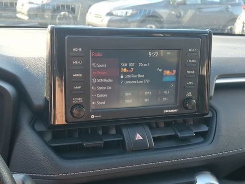 Used 2021 Toyota RAV4 LE FWD image 16