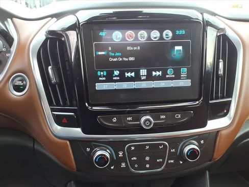 Used 2018 Chevrolet Traverse High Country image 25