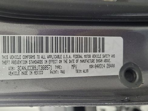 Used 2018 Jeep Compass Limited w/ Safe & Security Group FWD image 33