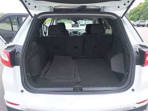 Used 2021 Chevrolet Equinox LT FWD image 13