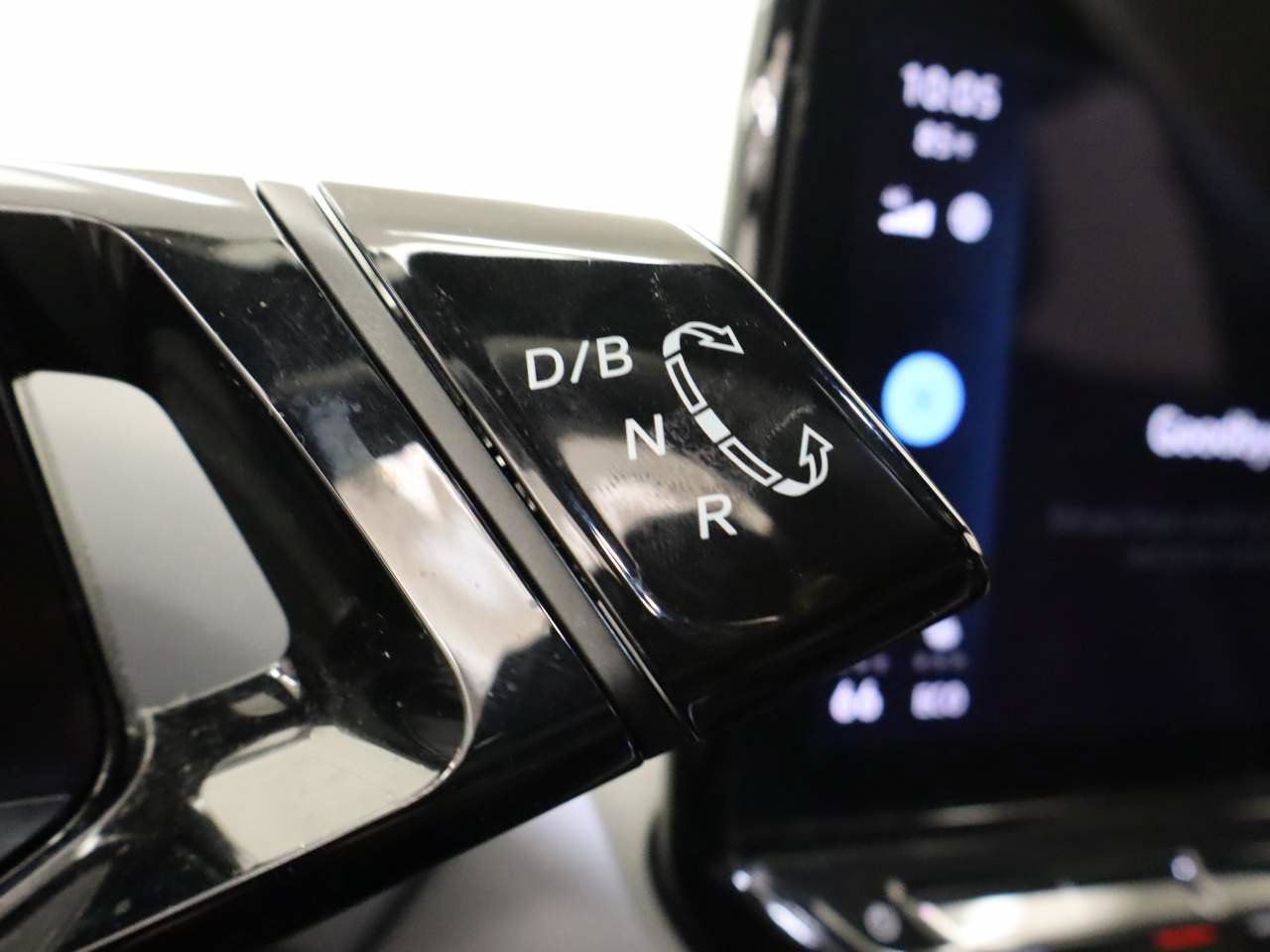 Used 2023 Volkswagen ID.4 Pro S RWD image 9