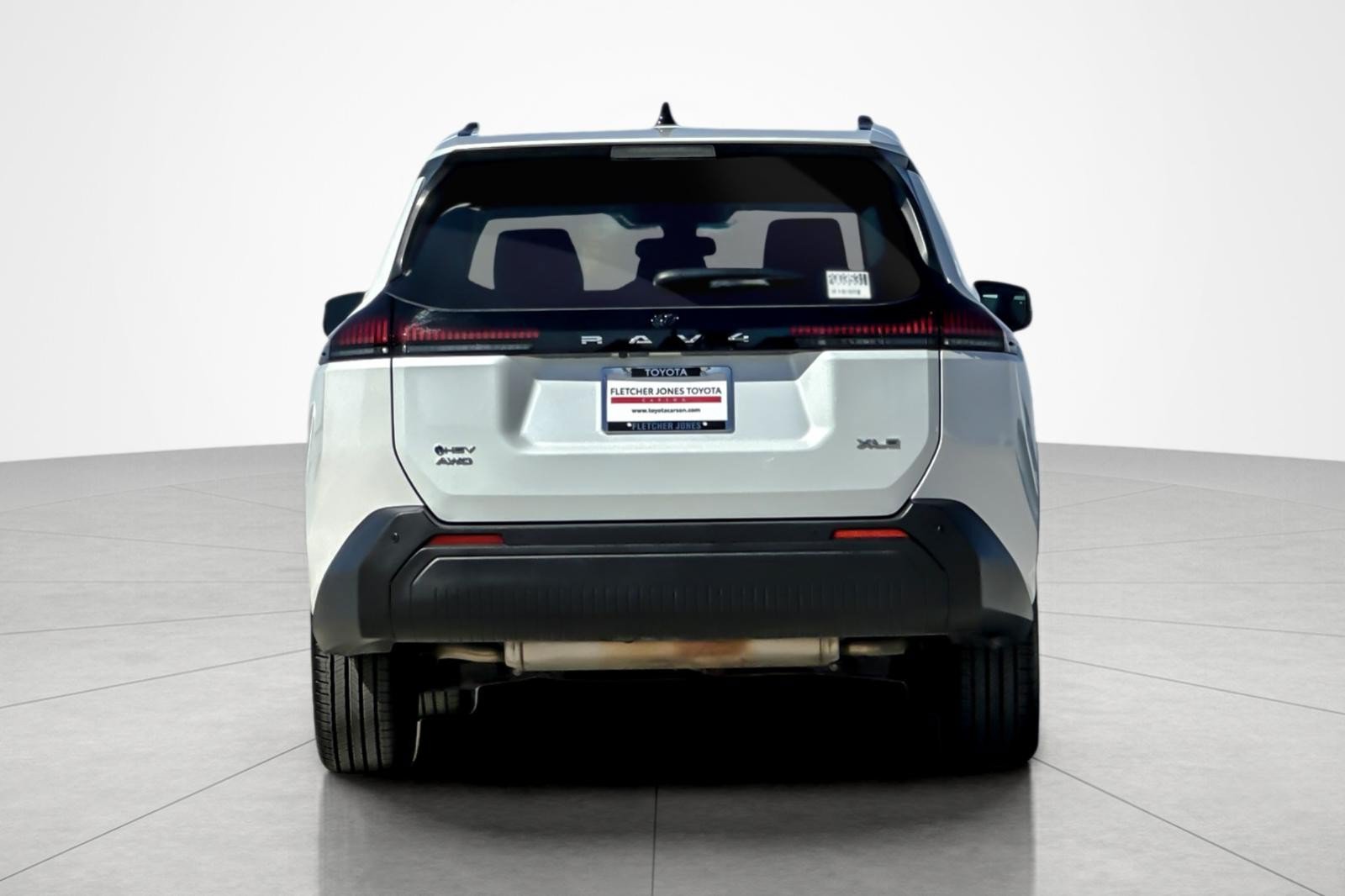Used 2026 Toyota RAV4 XLE Premium AWD/4WD image 4