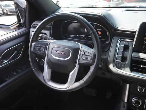 Used 2023 GMC Yukon SLT w/ SLT Premium Package AWD/4WD image 47