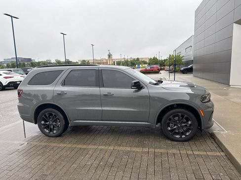 Used 2021 Dodge Durango GT AWD/4WD image 3