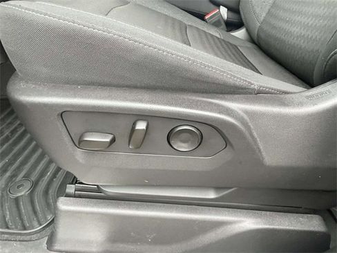 Used 2024 Chevrolet Silverado 1500 LT image 15