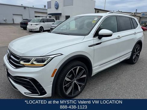 Certified 2023 Volkswagen Tiguan SEL R-Line AWD/4WD image 1