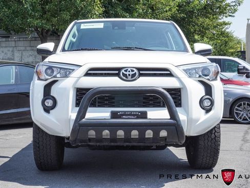 Used 2023 Toyota 4Runner SR5 AWD/4WD image 7
